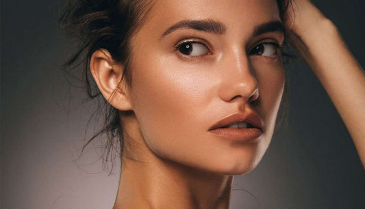 Radiant Glow Veil: Primer, Illuminisor & Moisturiser in One | INIKA Organic NZ | 01