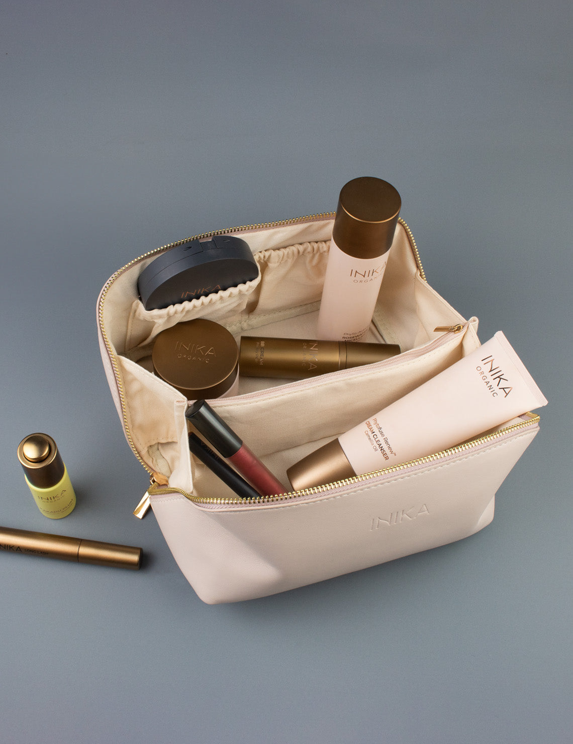 INIKA Organic Vegan Leather Travel Bag